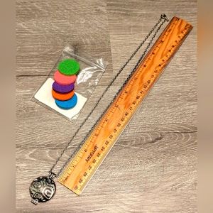 🌼5 for $30🌼Aromatherapy necklace